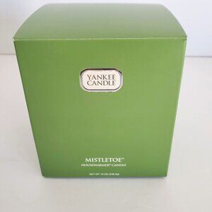 Yankee Candle Mistletoe, Retired Scent, Housewarmer Candle, 10oz, New, Open Box